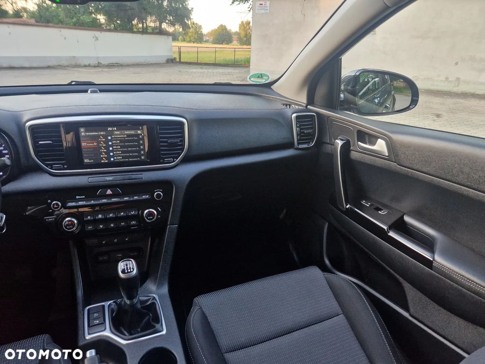 Kia Sportage 1.6 GDI Black Edition 2WD - 26