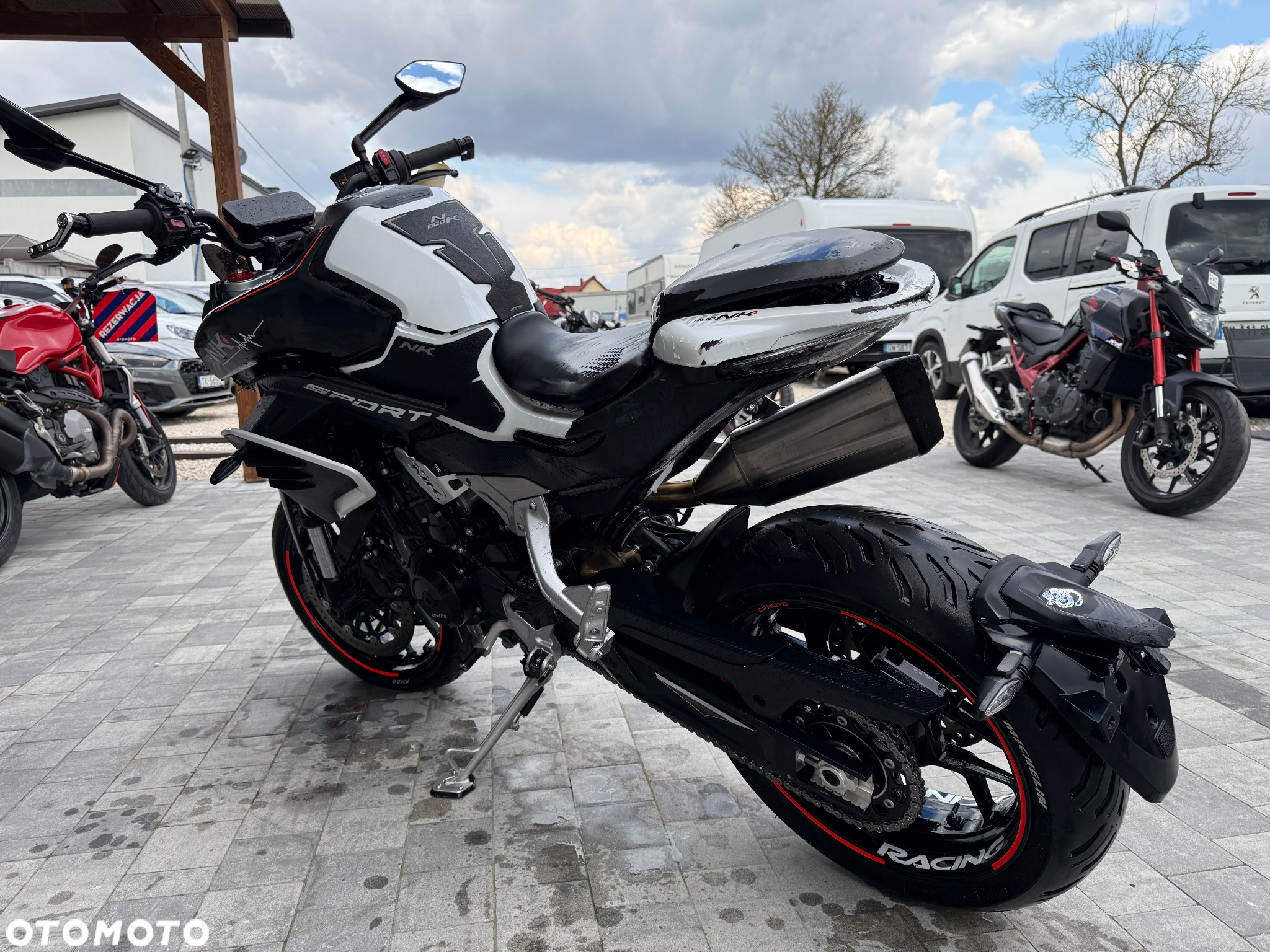 CFMoto NK - 15