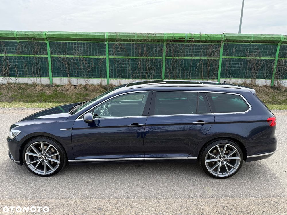 Volkswagen Passat - 9