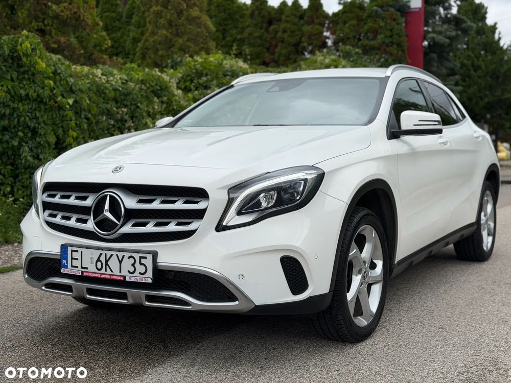 Mercedes-Benz GLA 200 7G-DCT Urban - 1