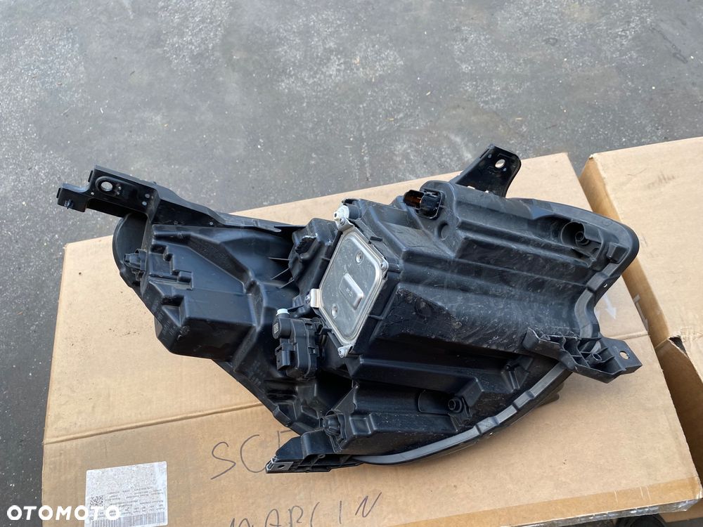 RENAULT CAPTUR 2 II  2022r 2 sztuki Kompletna LAMPA PRZEDNIA PRAWA LEW REFLEKTOR PRAWY lewy PRZÓD FULL LED  LEDOWY  EUROPA FULLLED lampy przednie reflektory 260104900R 260601693R Wwa - 18