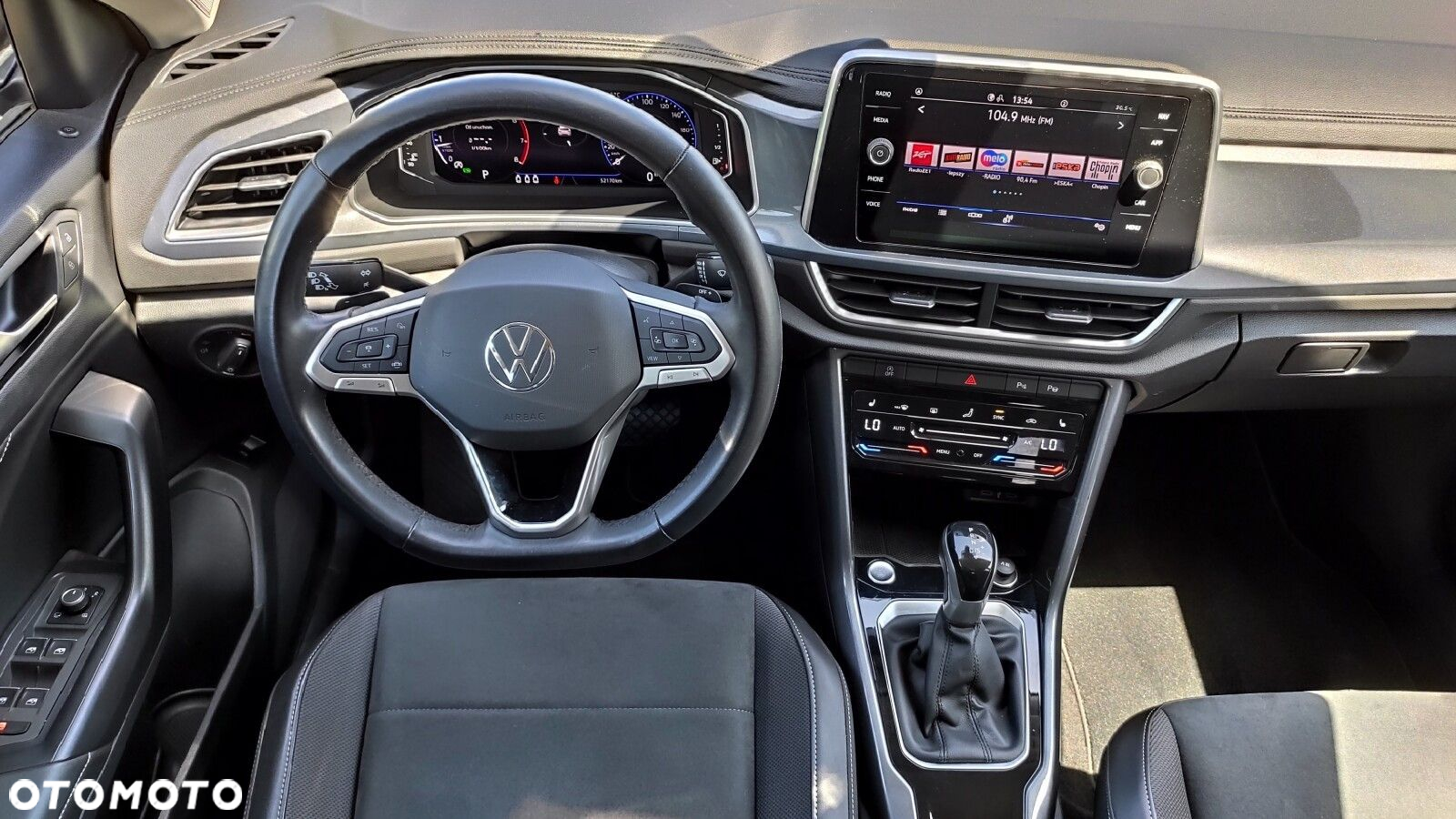 Volkswagen T-Roc - 9