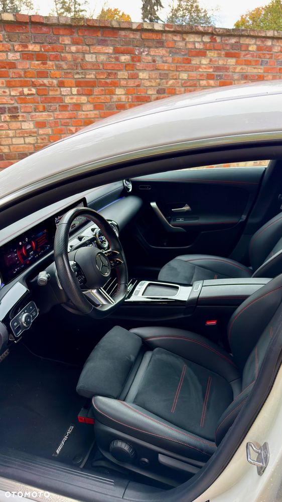 Mercedes-Benz CLA 200 AMG Line 7G-DCT - 22