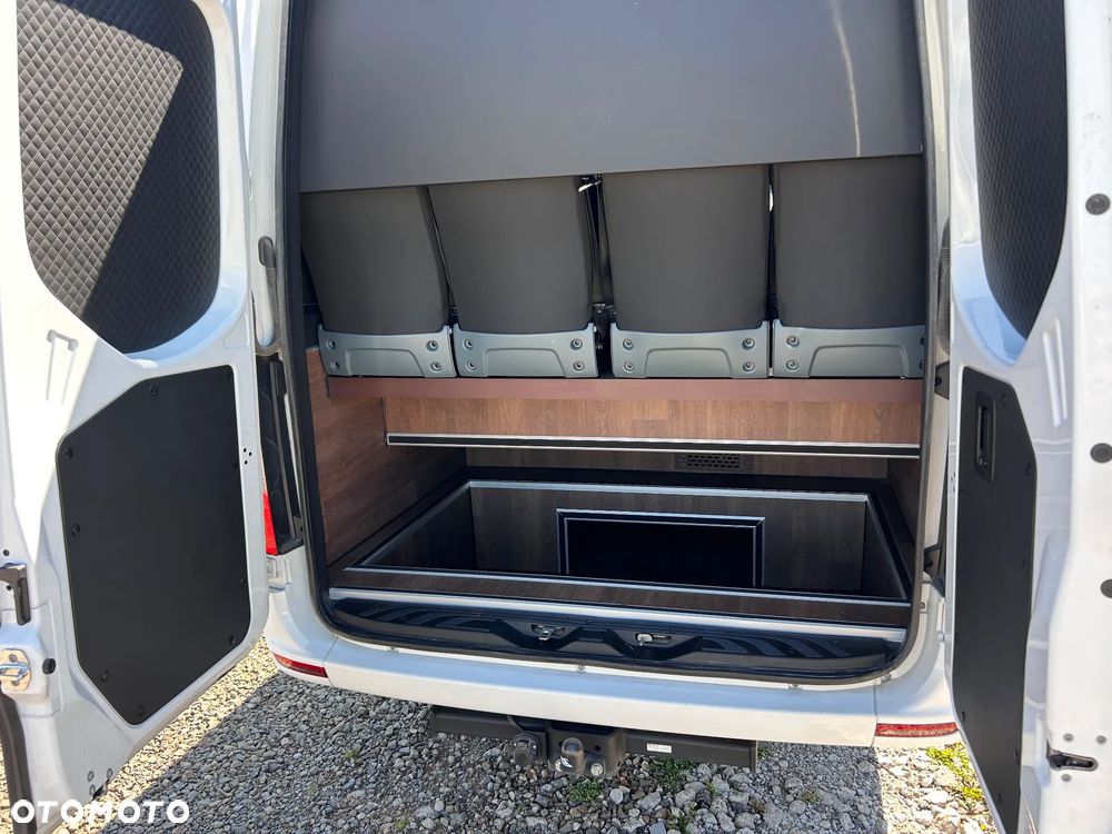 Mercedes-Benz Sprinter 517 - 6