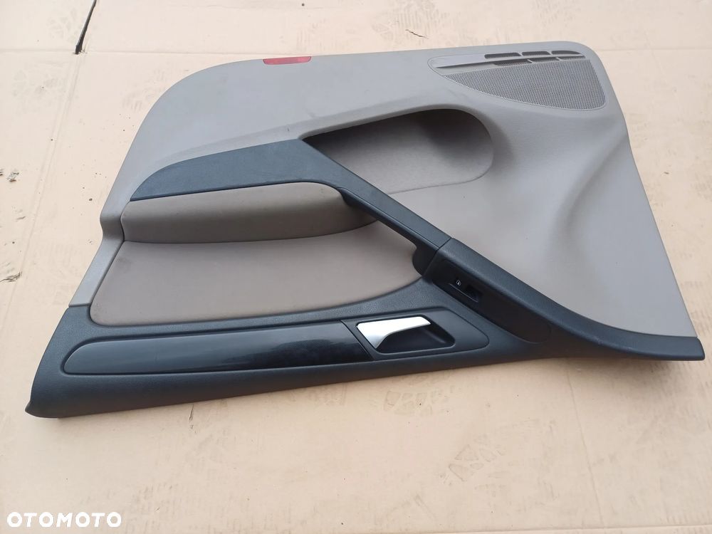 Golf VI Boczki drzwi przod tył 5D europa 5k - 26