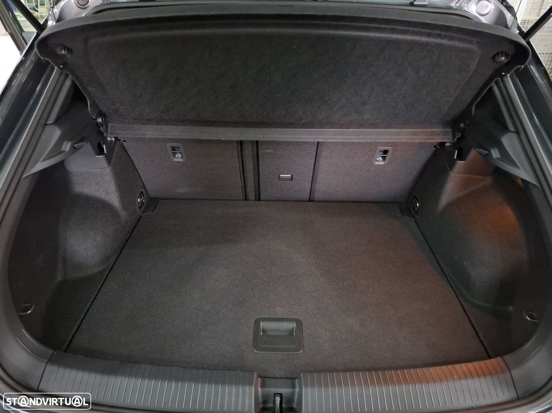 VW T-Roc 1.0 TSI Urban - 22