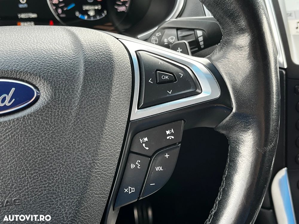 Ford Edge 2.0 TDCi Powershift Sport - 17