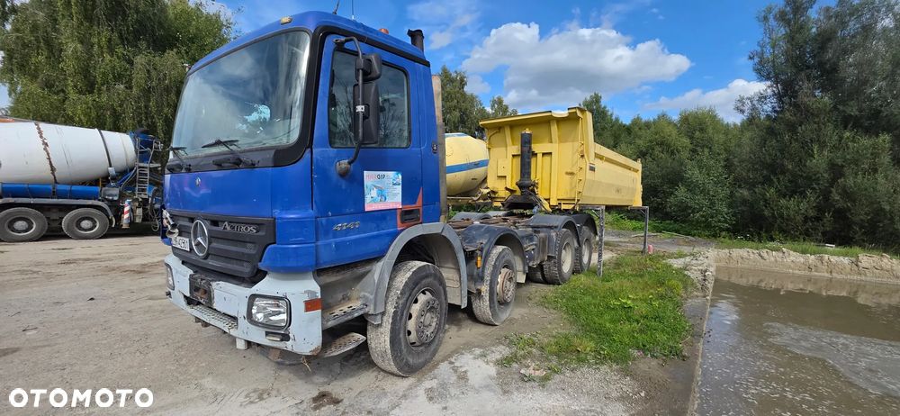 Mercedes-Benz 4141 - 3