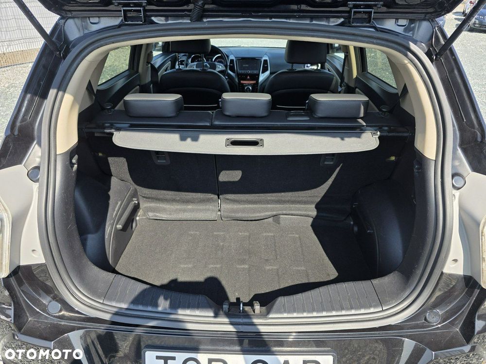 SsangYong/KGM Tivoli 1.6 D Crystal Base - 32