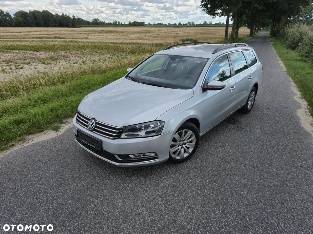 Volkswagen Passat 2.0 TDI DPF DSG Comfortline - 31