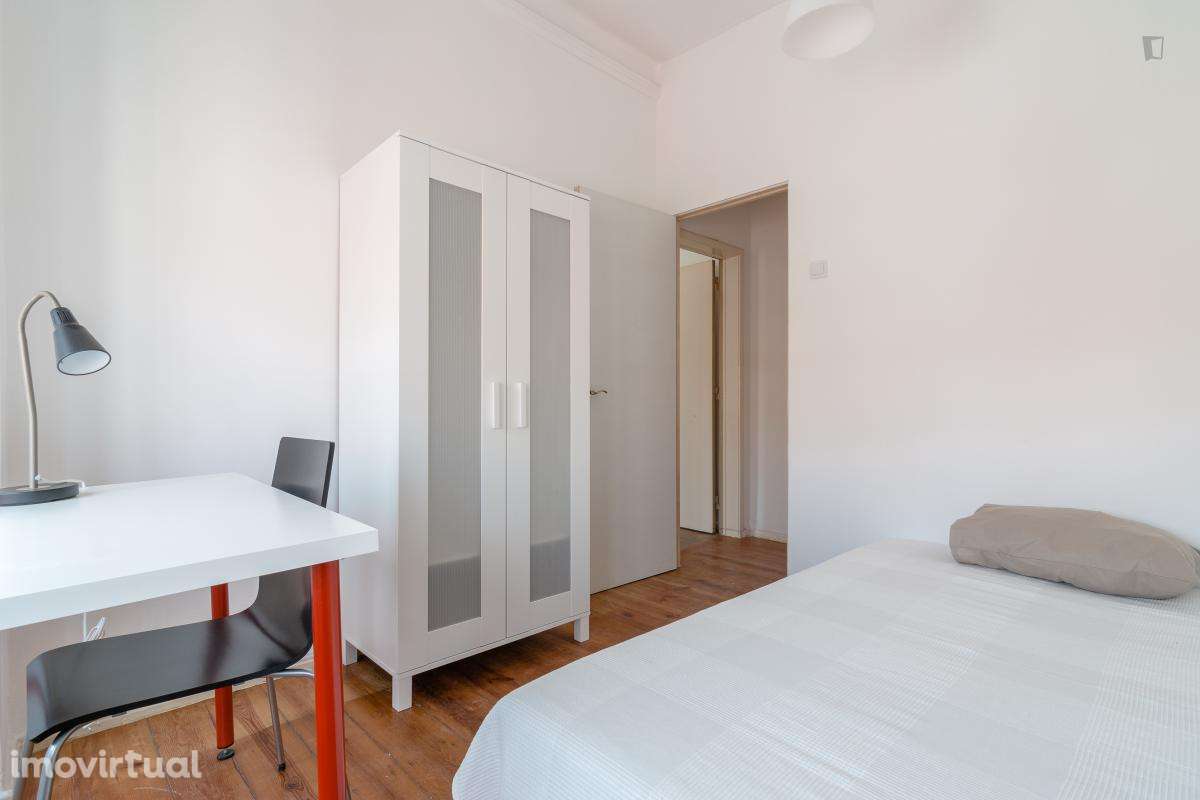 Quarto - localizado em Arroios Lisbon - Grande imagem: 3/14