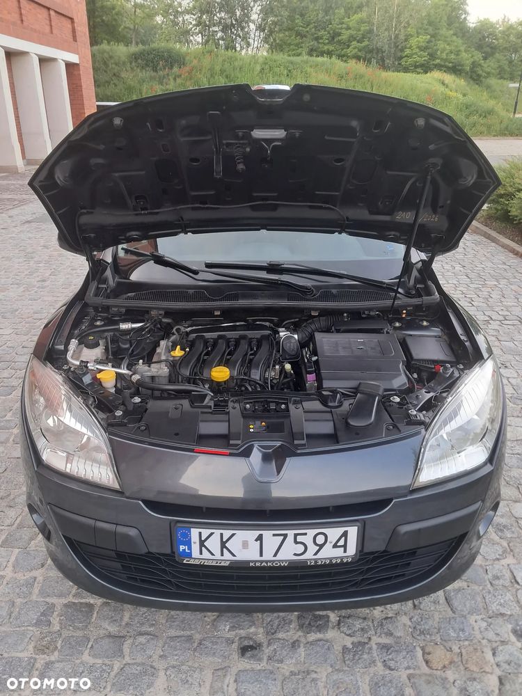 Renault Megane 1.6 16V 110 Dynamique - 13