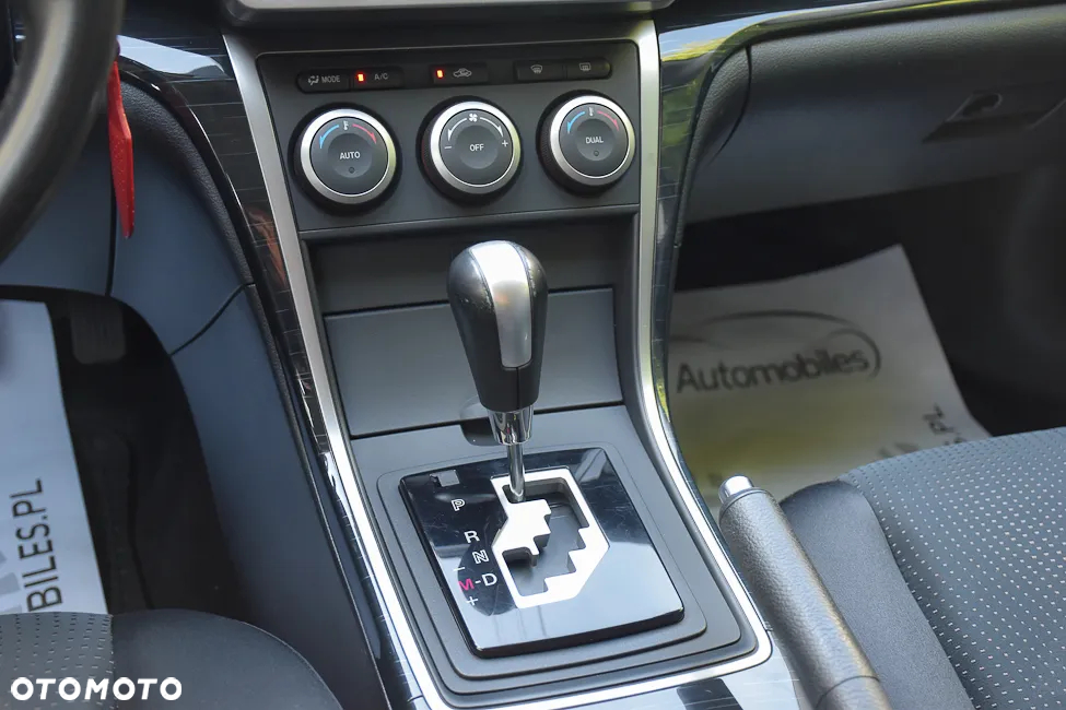 Mazda 6 Sport Kombi 2.0 Exclusive - 29