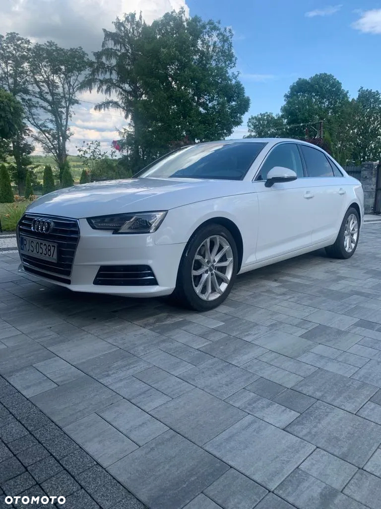 Audi A4 40 TFSI S tronic - 2