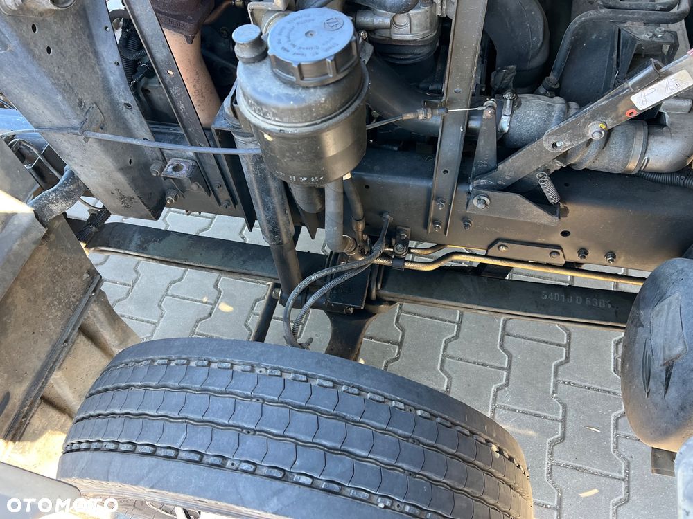 Nissan Atleon 80.140 - 19