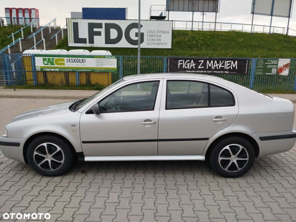 Skoda Octavia - 3