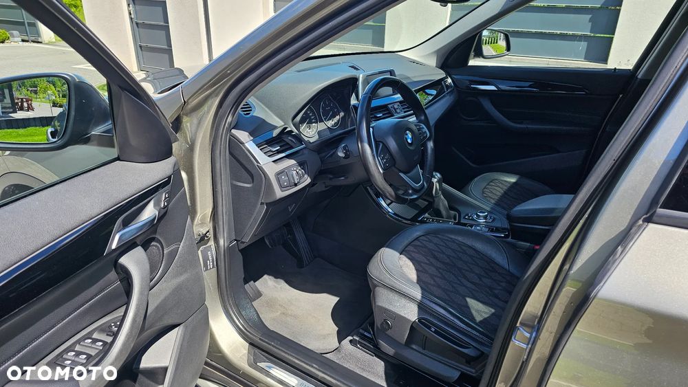 BMW X1 xDrive20d xLine - 10