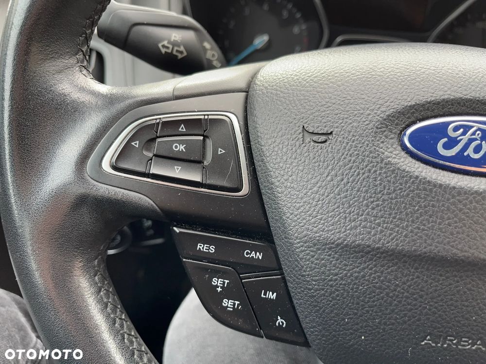 Ford Focus 1.6 Gold X - 17