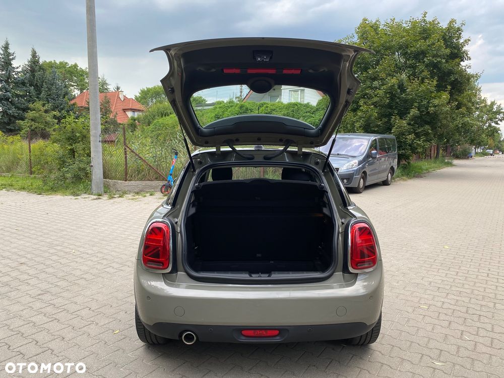MINI Cooper Standard - 5