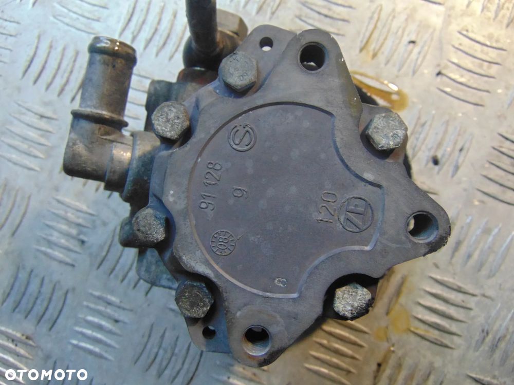 pompa wspomagania Audi a6 c6 3,0 tdi - 5