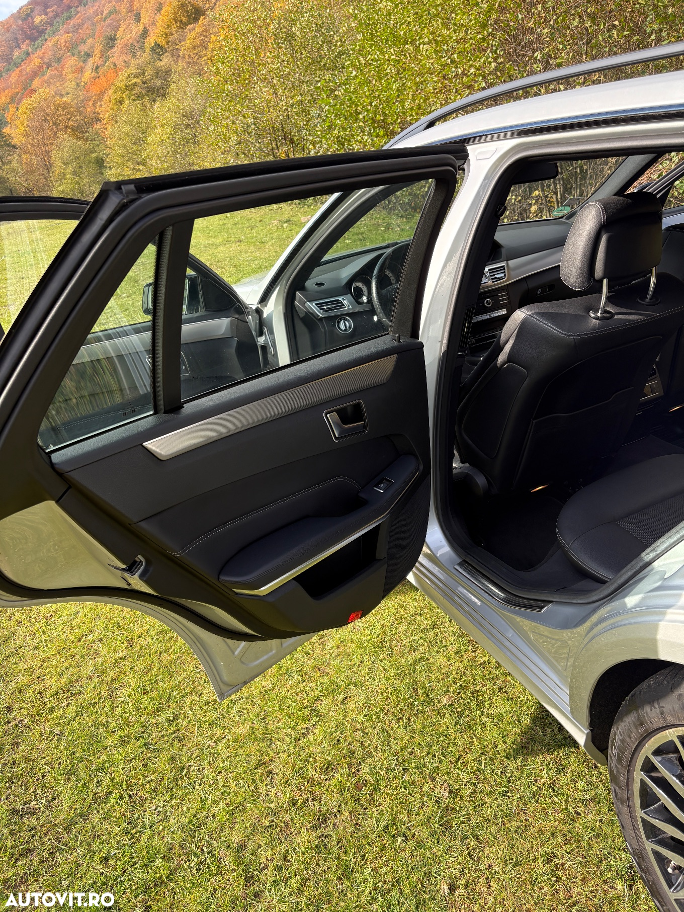 Mercedes-Benz E 220 BlueTEC 4Matic 7G-TRONIC Avantgarde - 7