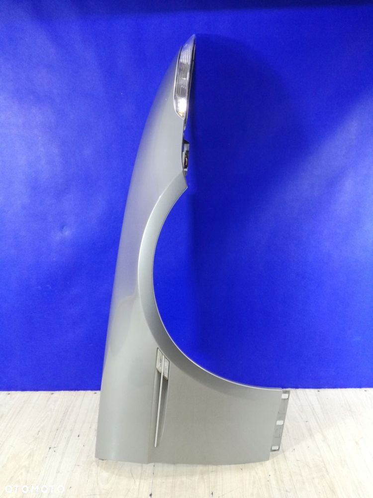 BMW 6 E63 E64 03/07 błotnik przód przedni prawy A08/7 Silbergrau - 1
