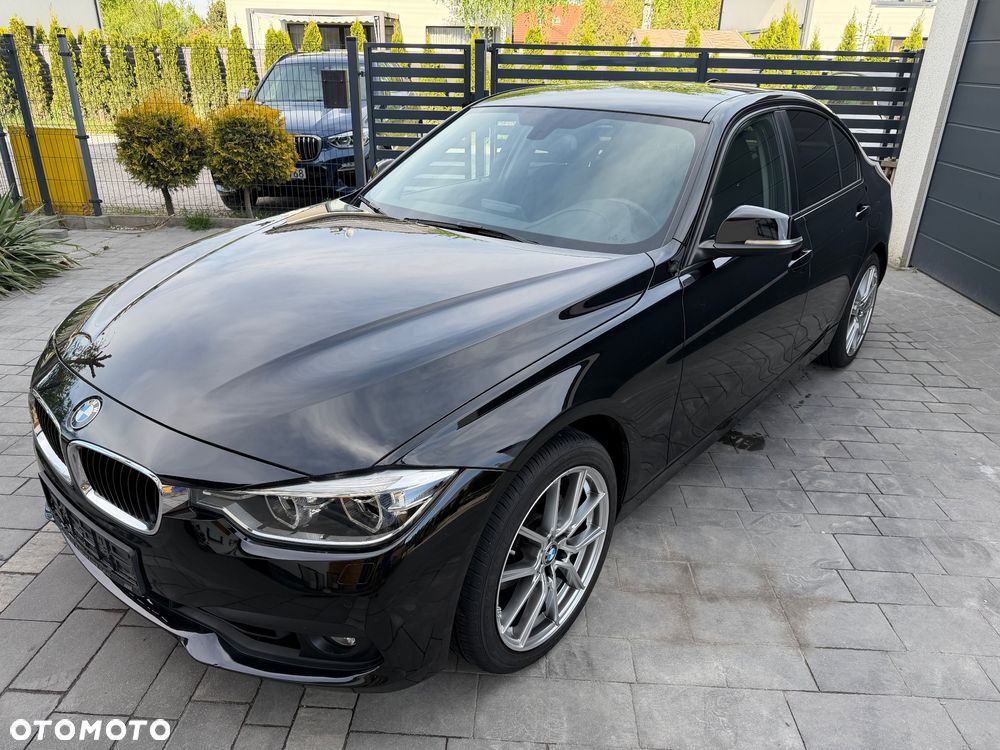 BMW Seria 3 318i GPF Sport Line Shadow - 8