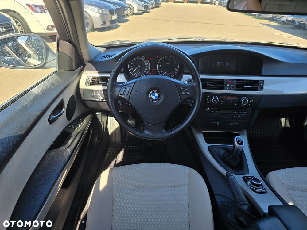BMW Seria 3 - 8
