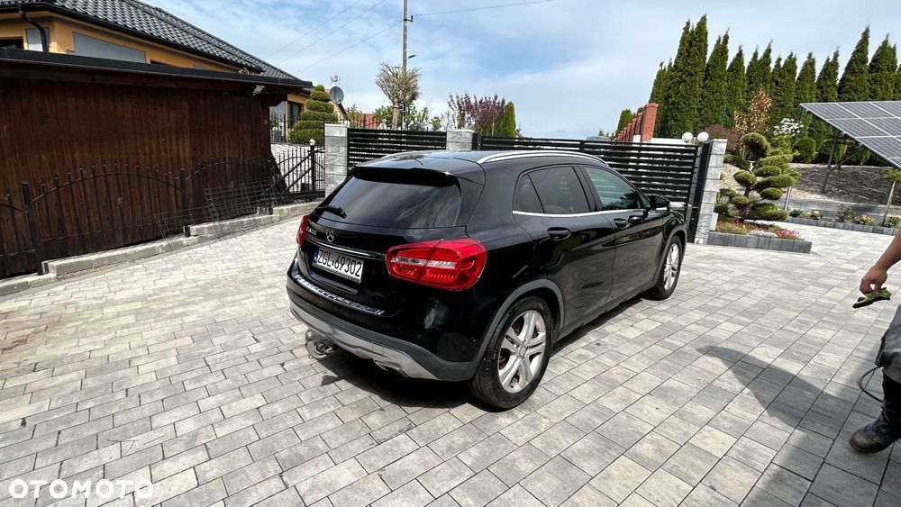 Mercedes-Benz GLA 200 7G-DCT - 6