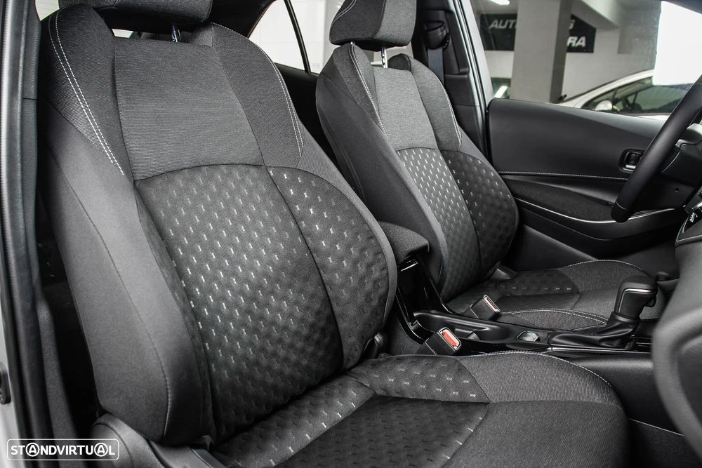 Toyota Corolla 1.8 Hybrid Comfort - 16