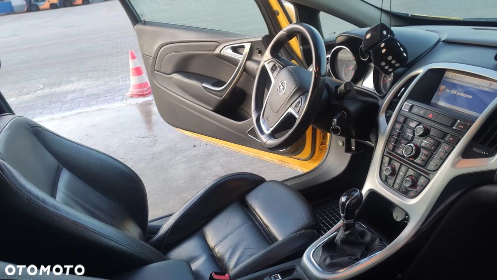 Opel Astra 1.4 Turbo (ecoFLEX) Start/Stop - 9