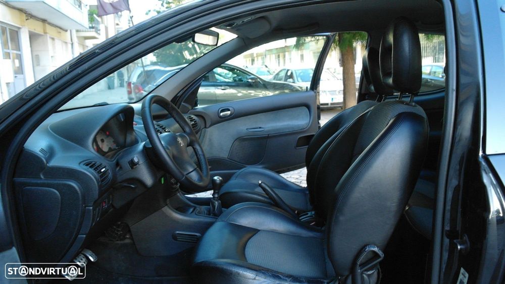 Peugeot 206 1.6 GTi - 18