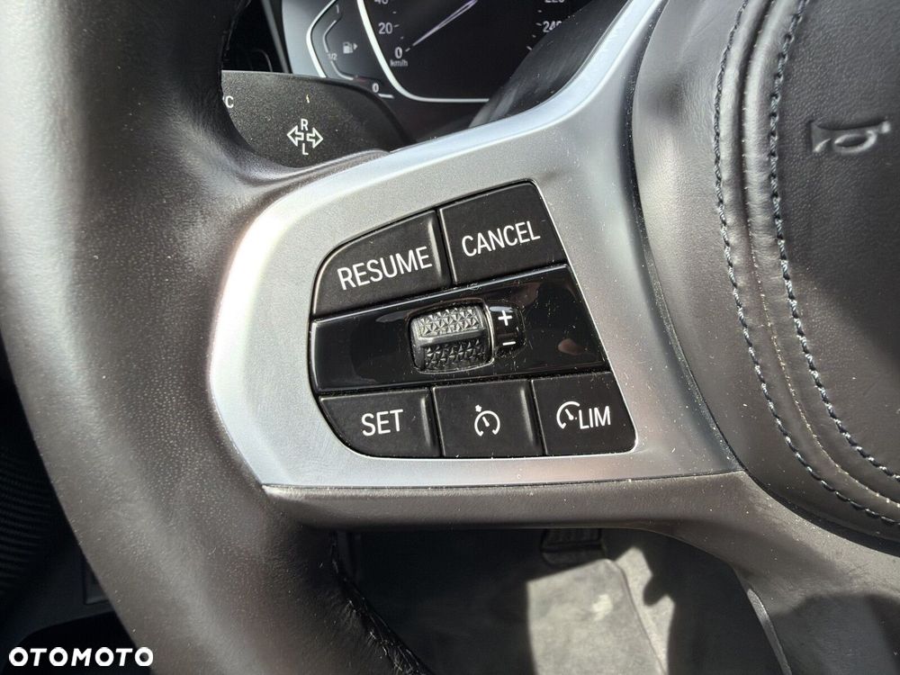 BMW Seria 3 - 23