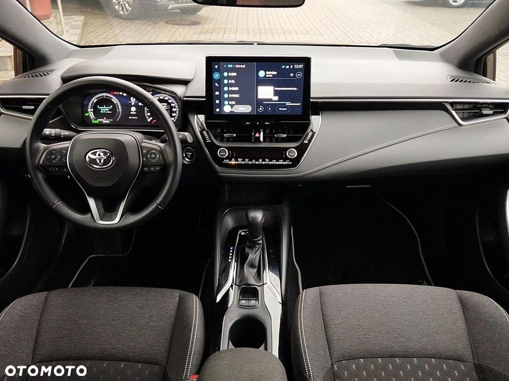 Toyota Corolla 1.8 Hybrid Comfort - 10
