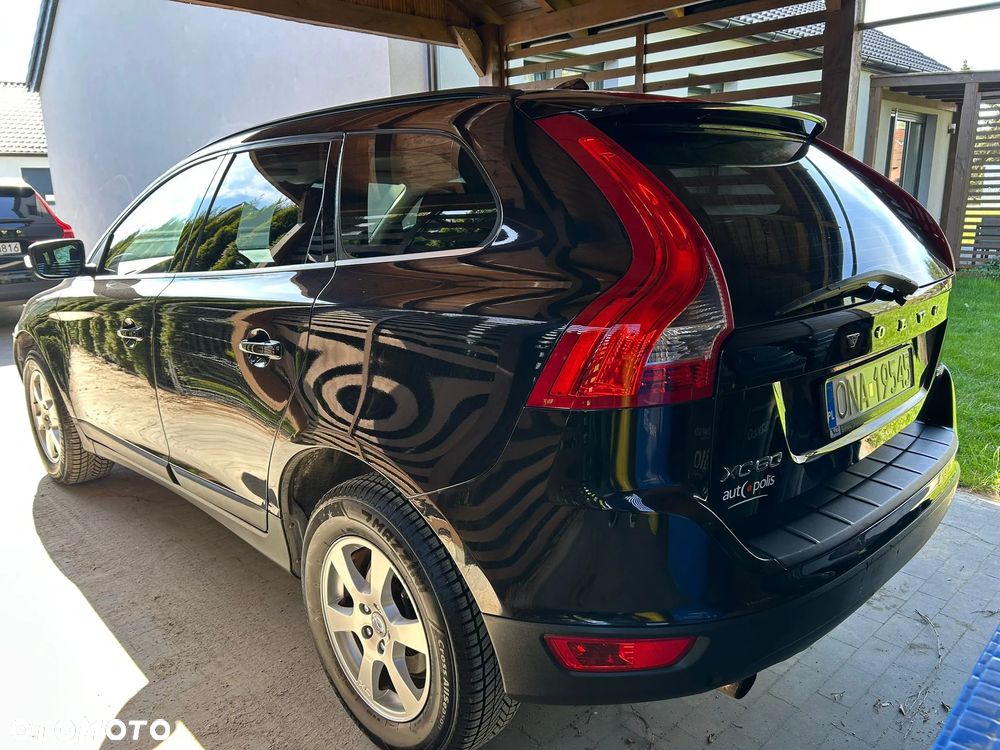 Volvo XC 60 D4 Momentum - 8