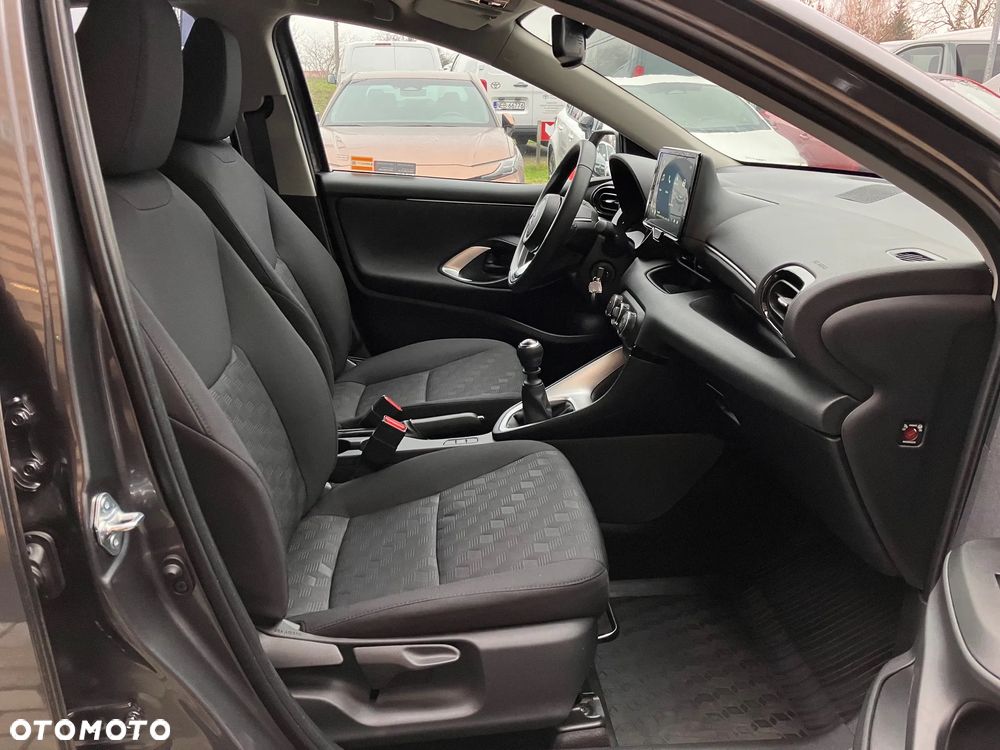Toyota Yaris 1.5 Comfort - 11