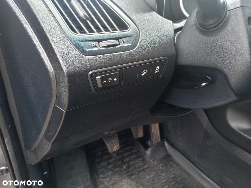 Hyundai ix35 2.0 2WD Trend - 12