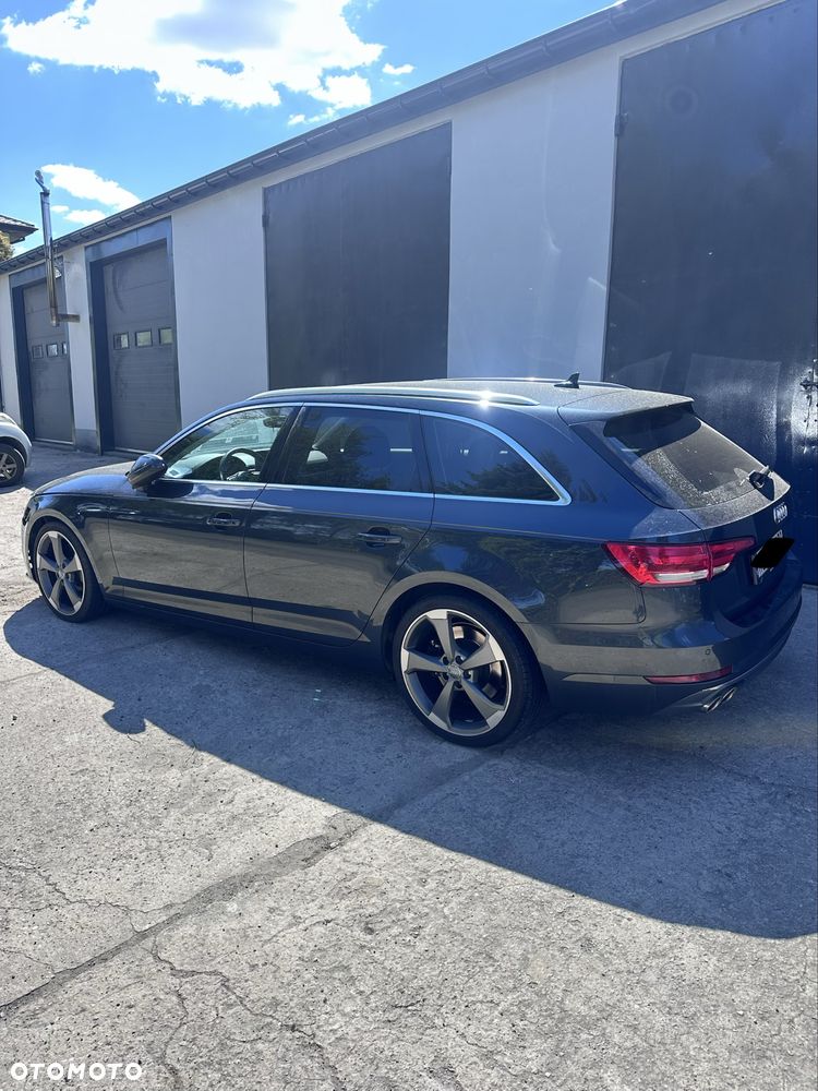 Audi A4 Avant - 4