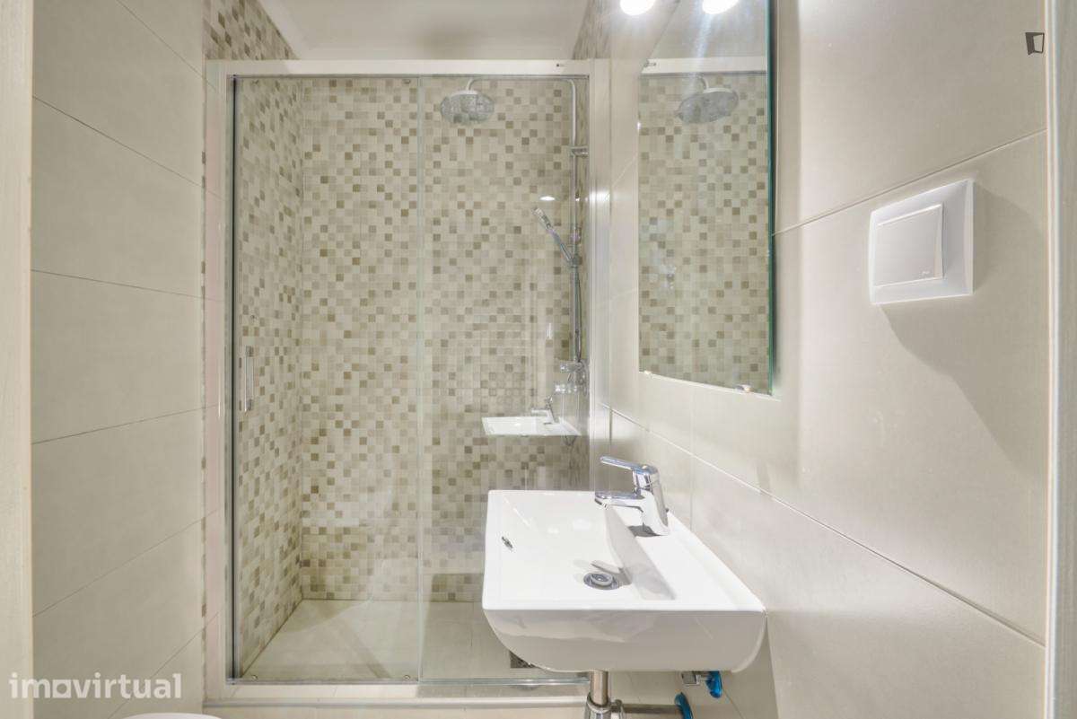 Quarto - localizado em Alvalade Lisbon - Grande imagem: 3/47