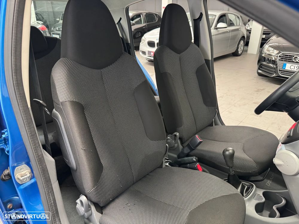 Toyota Aygo CoolBlue - 17