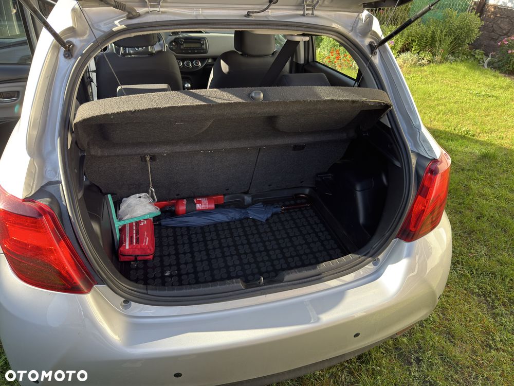 Toyota Yaris - 8