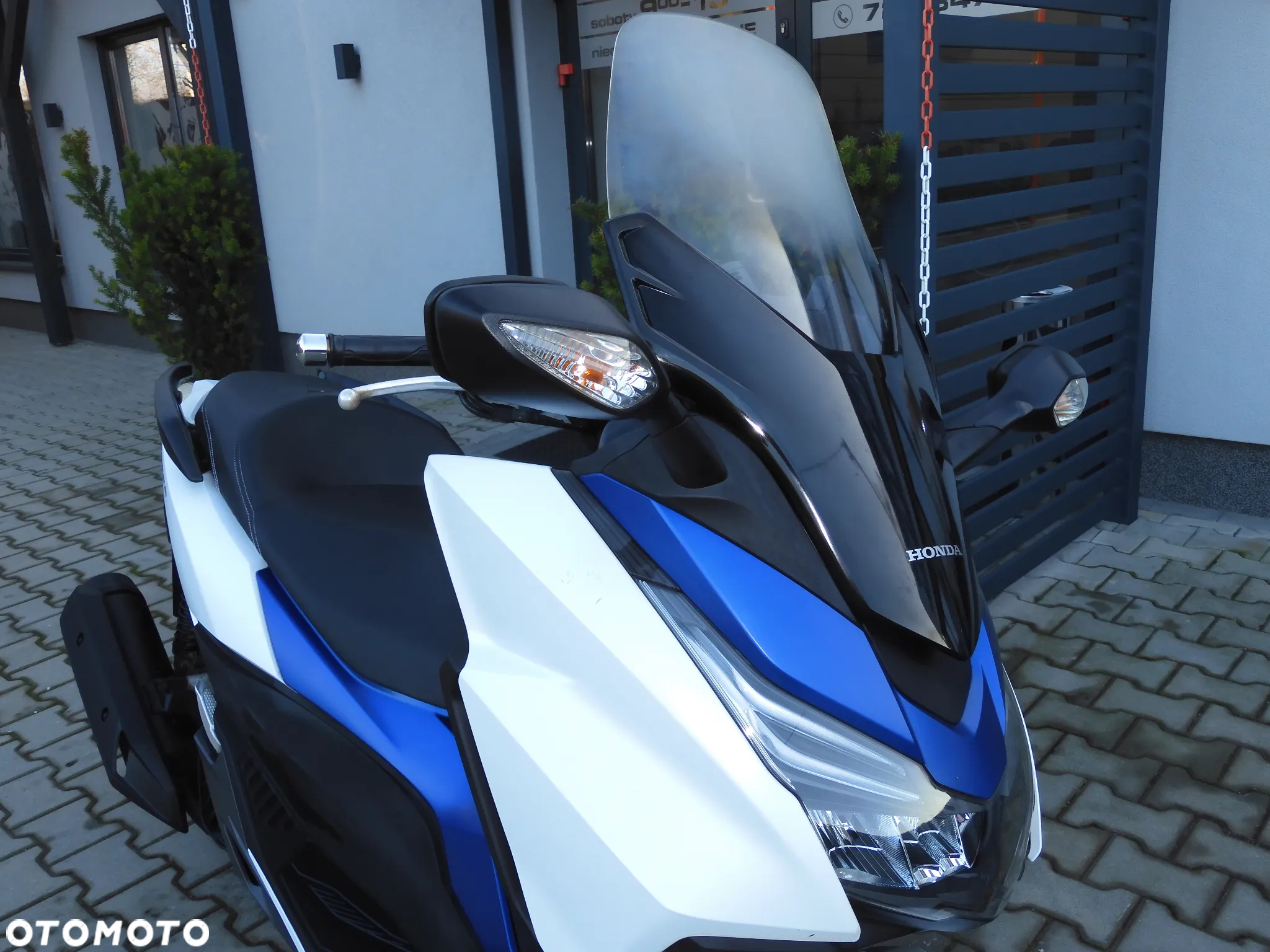 Honda NSS - 12
