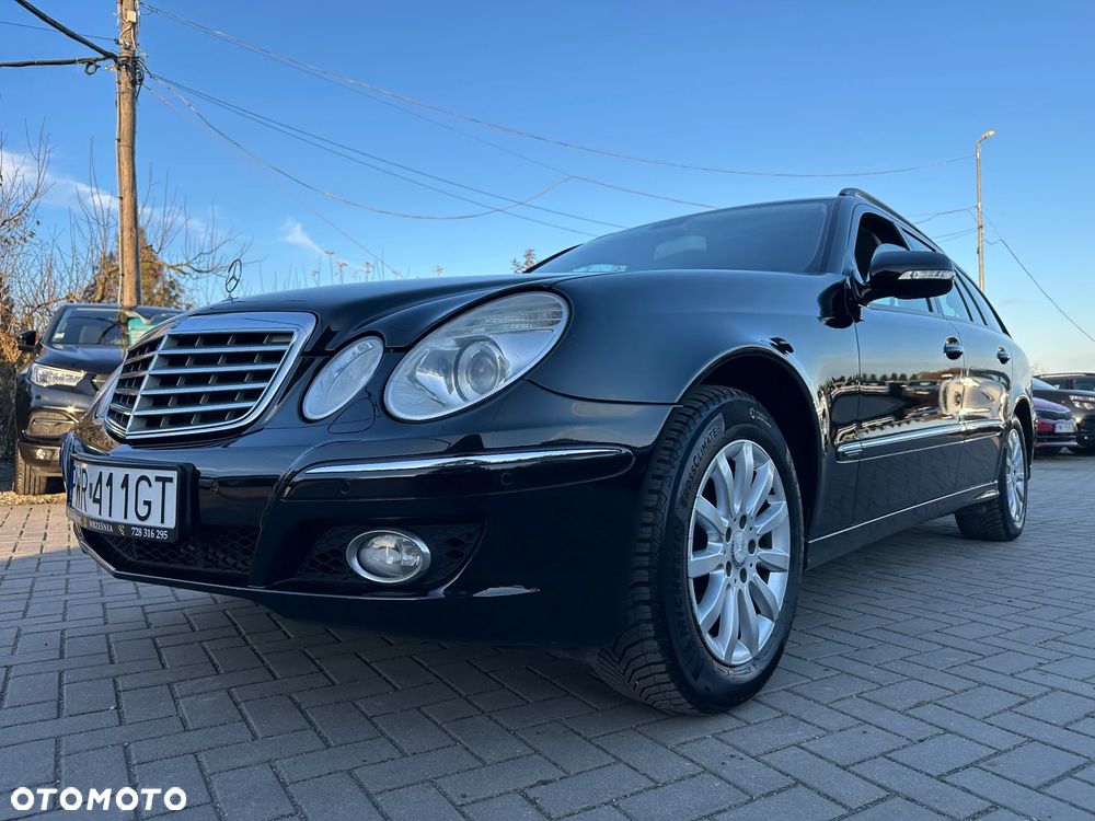 Mercedes-Benz Klasa E - 32