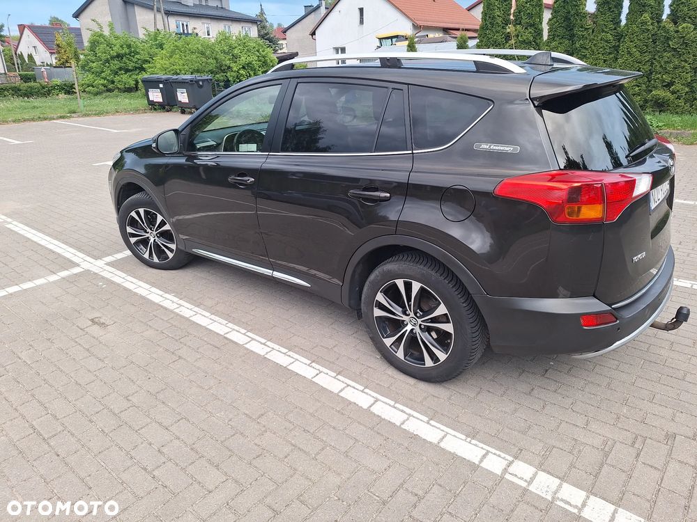 Toyota RAV4 2.0 D-4D 4x4 - 2