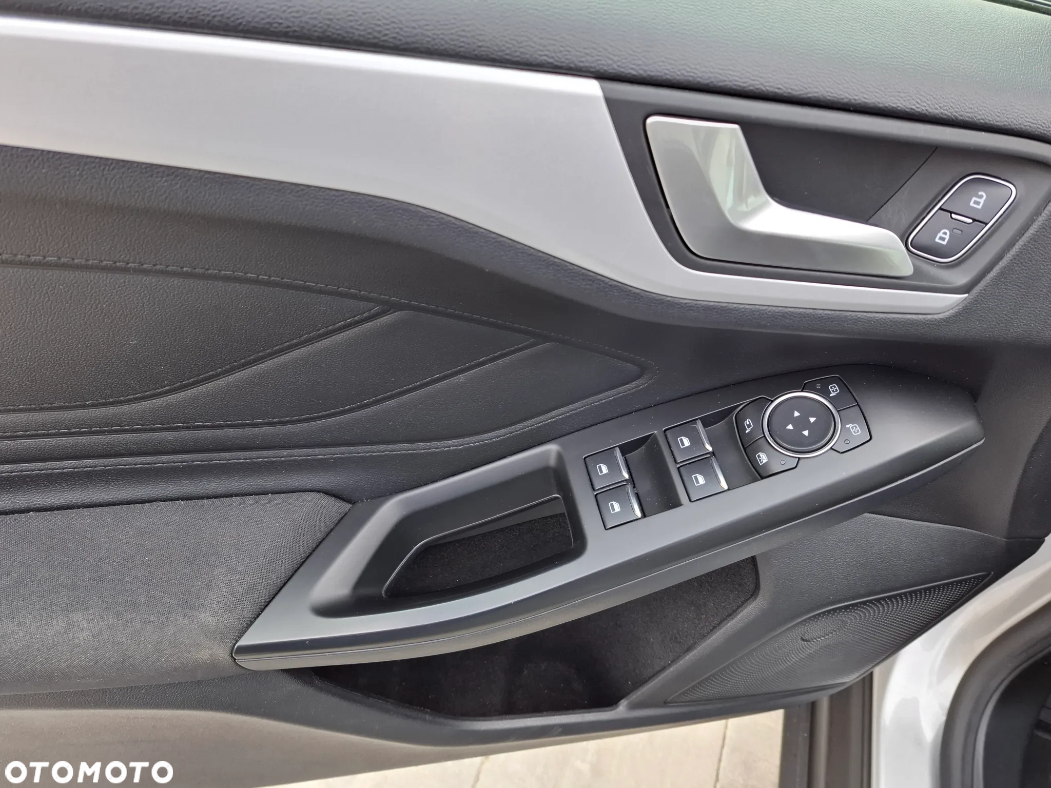 Ford Focus - 28