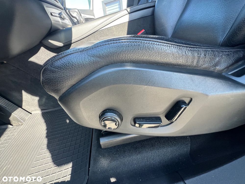 Volvo XC 90 D5 AWD Inscription 7os - 11