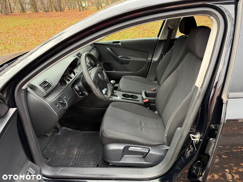 Volkswagen Passat Variant 2.0 TDI Trendline - 11