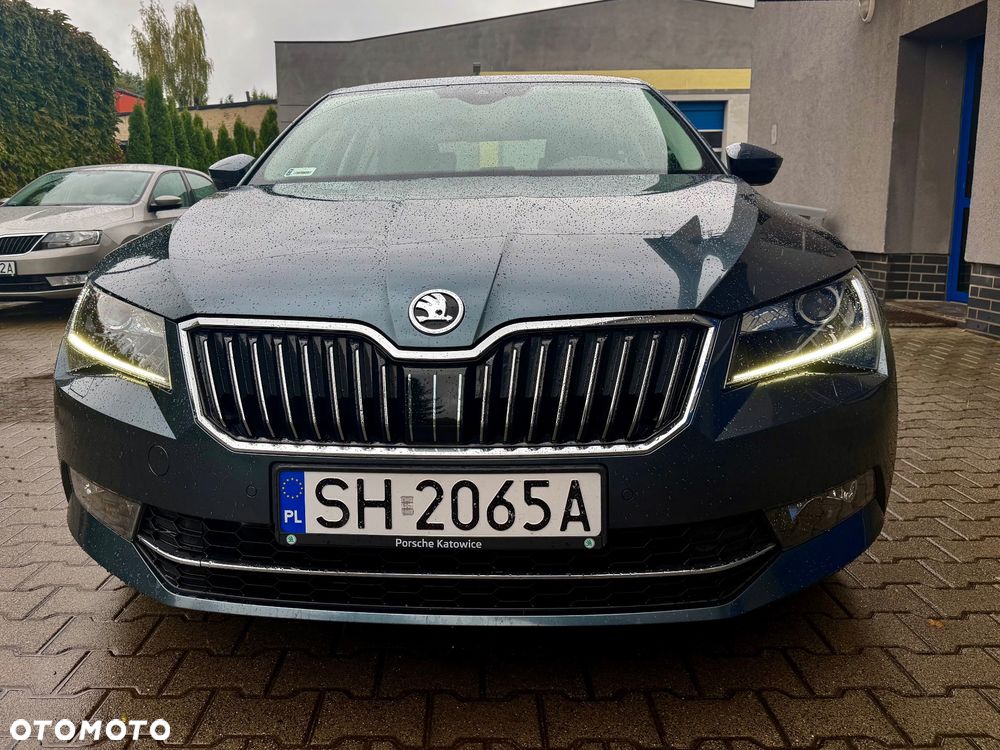 Skoda Superb 2017 photo 2