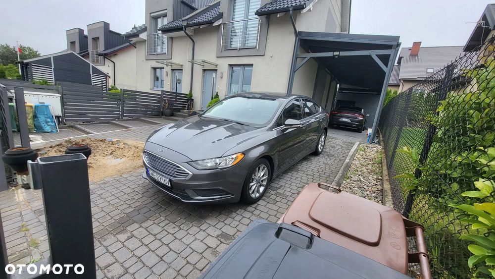 Ford Fusion - 5