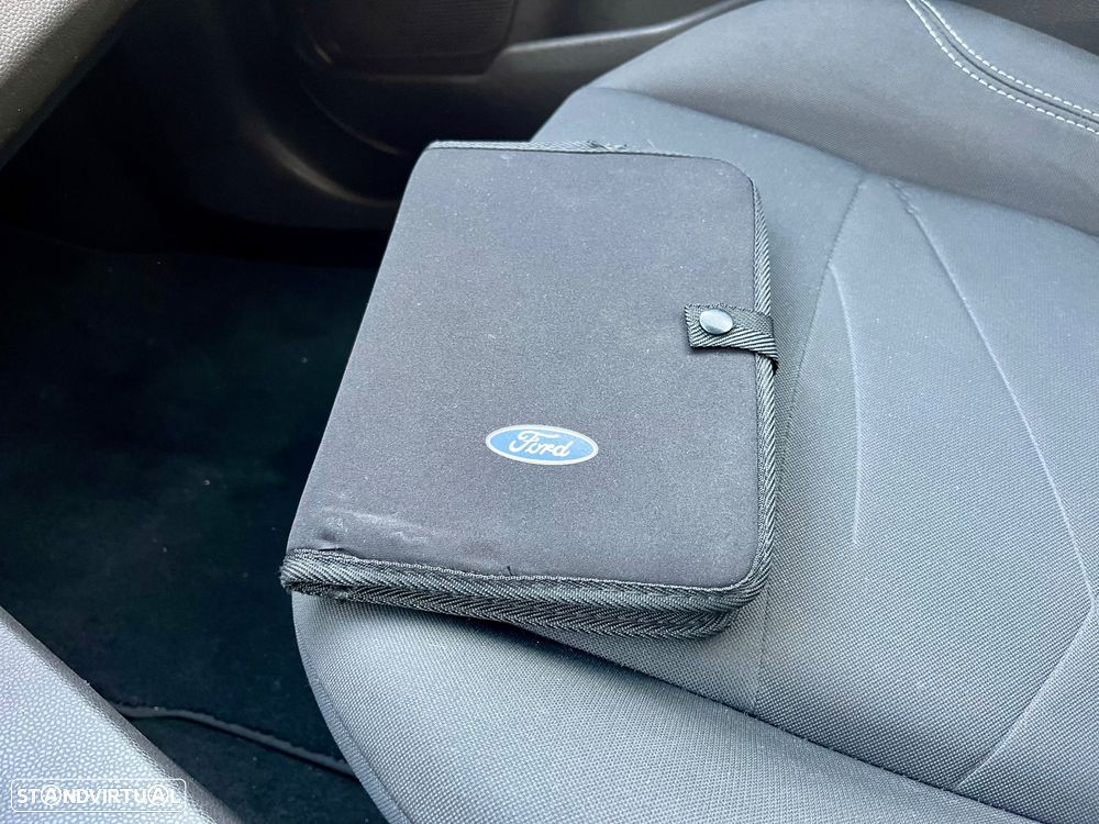 Ford Fiesta 1.5 TDCi STLine - 33